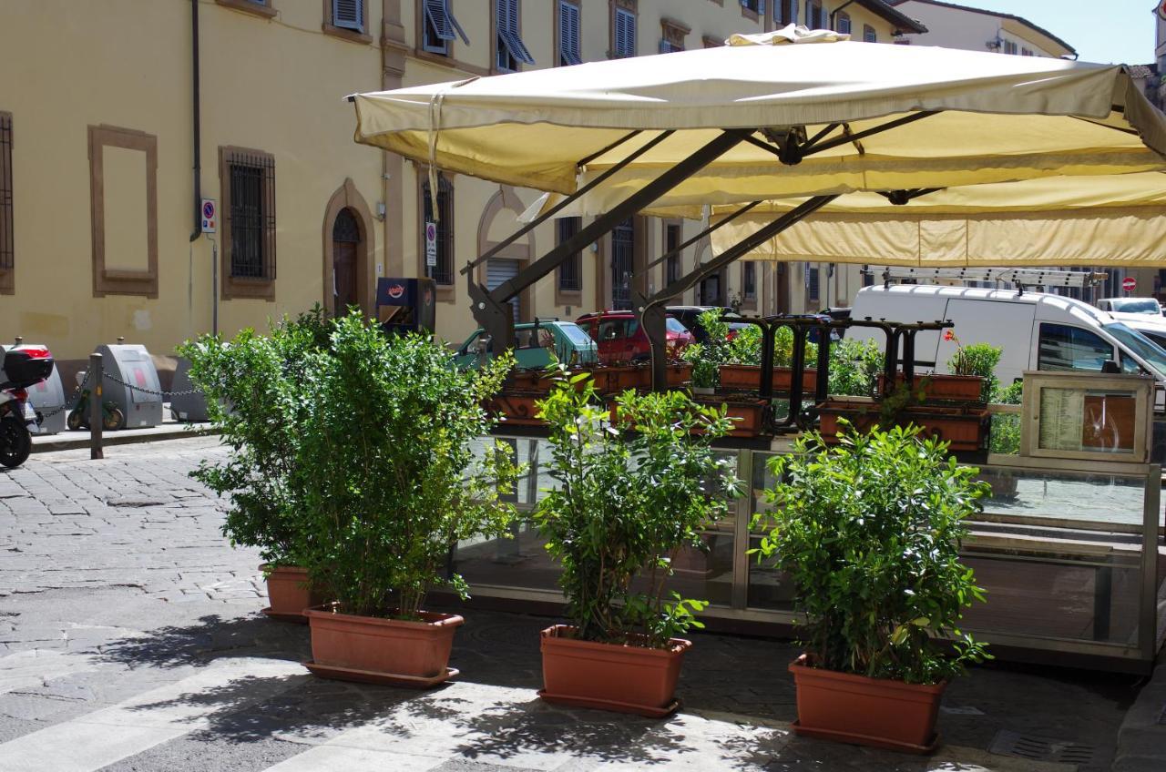 Appartamento Centro Città quartiere Oltrarno con una camera da letto Firenze Esterno foto